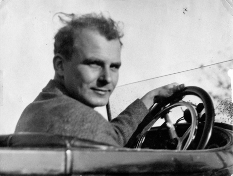 Hauser im Auto